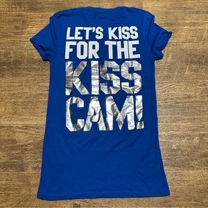 VS PINK NWOT LA DODGERS FITTED TEE